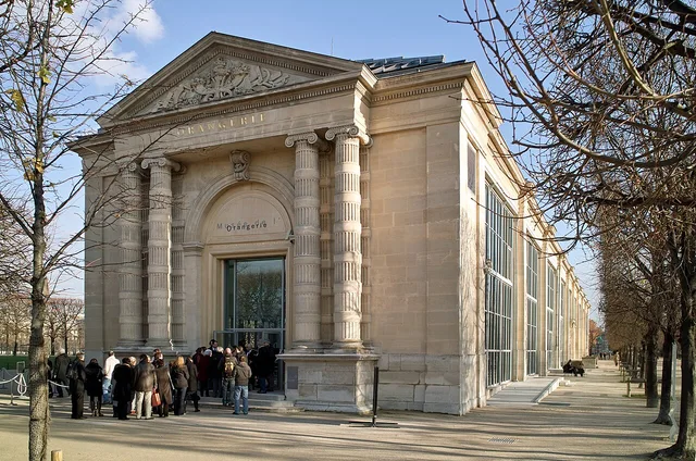Entrance to the Musée de l’Orangerie in the Tuileries, Paris